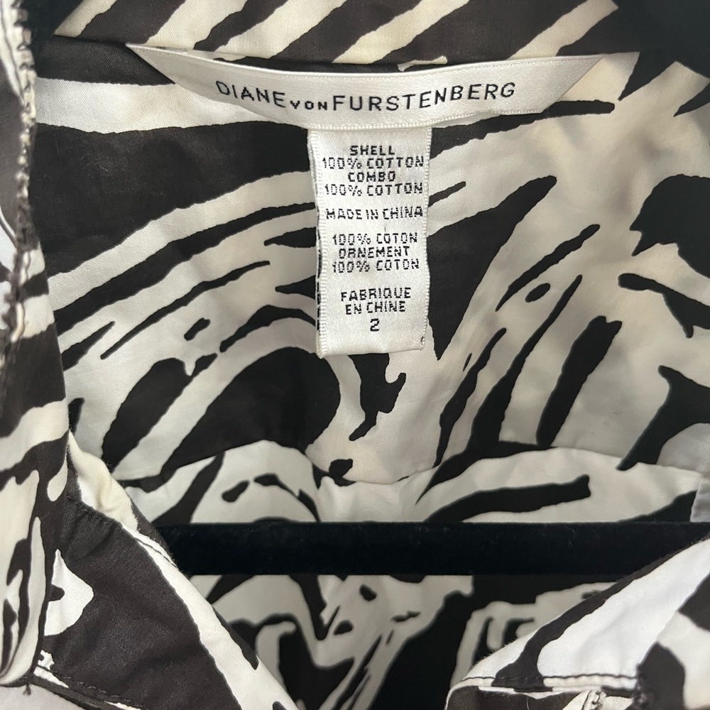 Diane Von Furstenberg wrap dress - Picture 3 of 3
